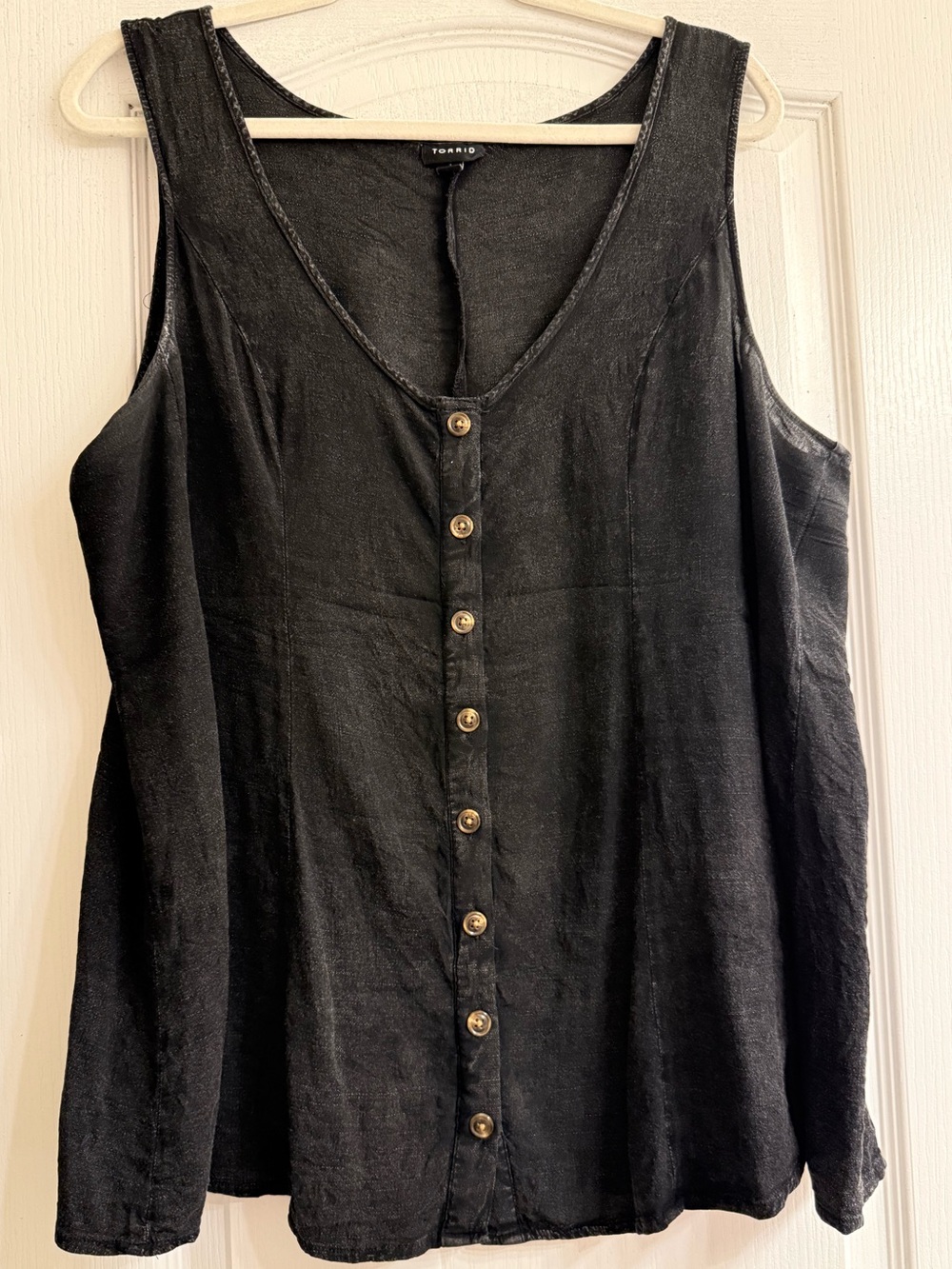 Torrid Black Acid Wash Vintage Button-Front Fit Flare Rayon Slub Tank - size 1